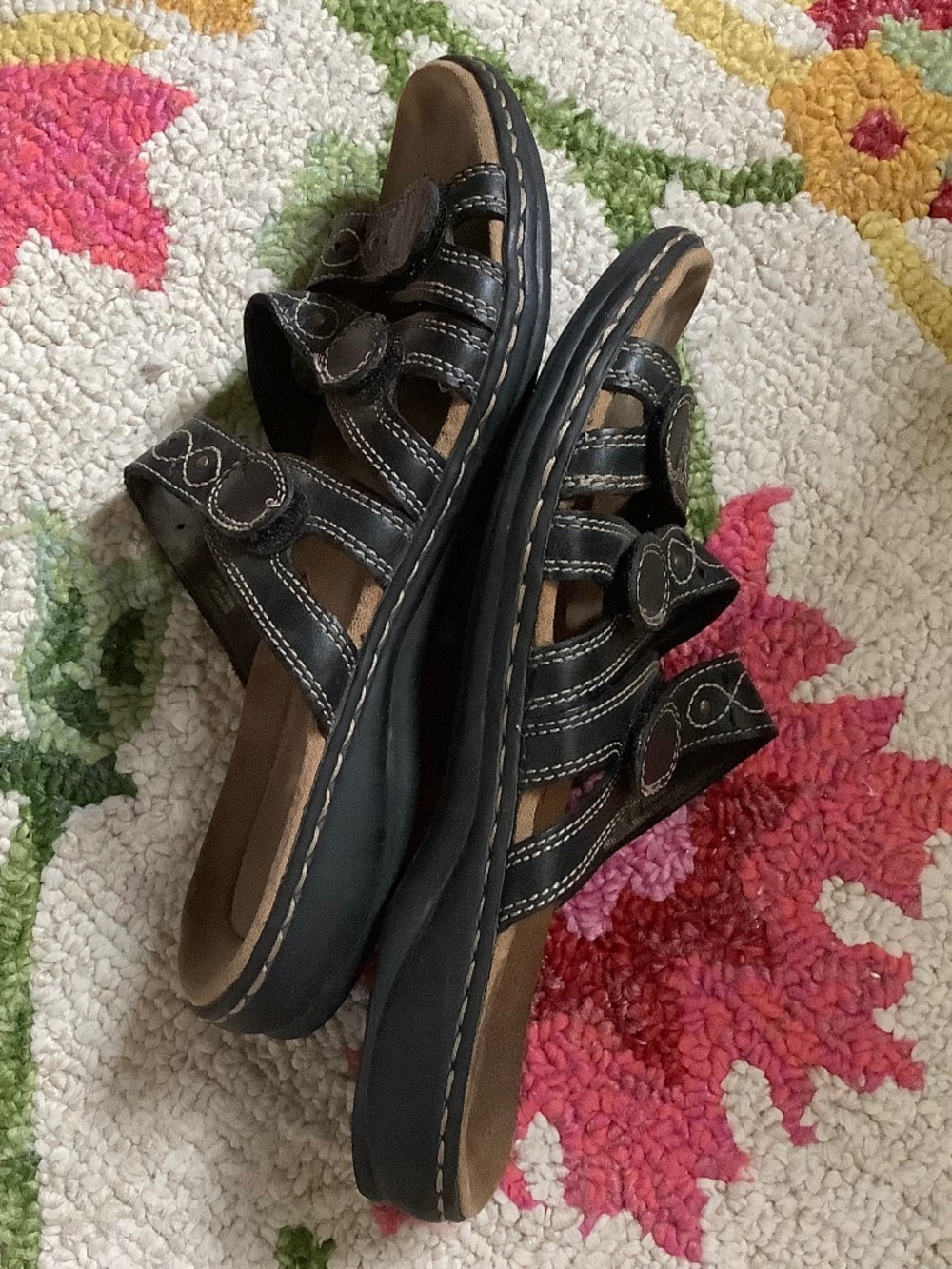 Clarks Leather Sandals 8 US